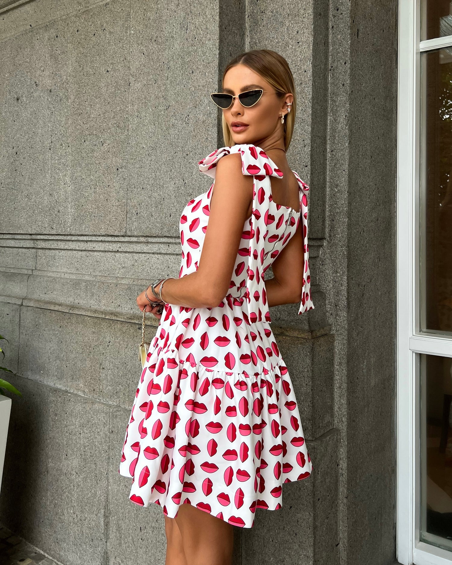 Kiss Dress